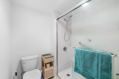 Spacious second floor condo with spectacular views. 2 Bedroom/2 - photo 27