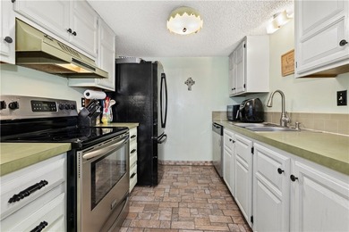 Nestled right in the heart of Bella Vista, this charming - photo 9