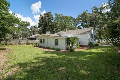 Welcome to your newly renovated haven in the highly sought-after - photo 43