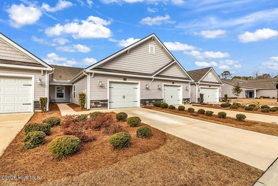 (private lake, pond, coastal) Townhome/Townhouse For Sale in Ocean Isle Beach North Carolina