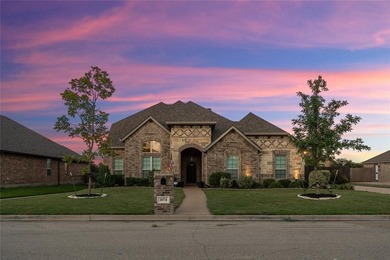 (private lake, pond, creek) Home For Sale in Hewitt Texas