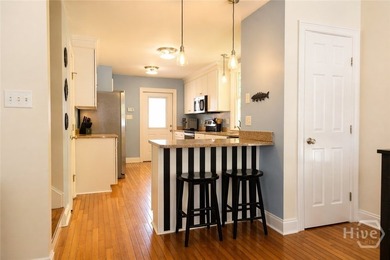 Experience the best of Downtown Savannah living in this - photo 8