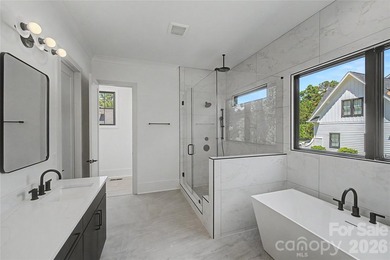 Discover this luxury custom spec home showcasing exceptional - photo 15