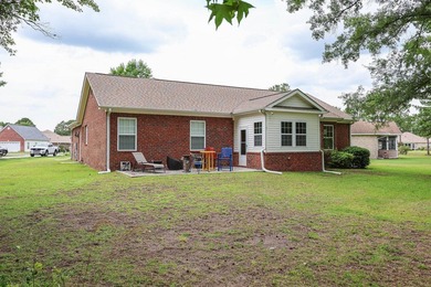 Located in the desirable Aberdeen Golf community in Longs, this - photo 23