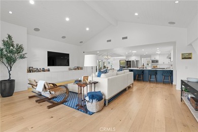 Some addresses in Newport Beach are simply in a class of their - photo 8