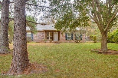 Welcome to your Gulf Coast retreat! This spacious 4-bedroom - photo 3