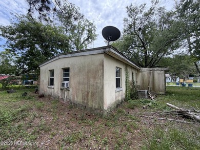 INVESTORS, FLIPPERS and home buyers who enjoy renovating a home - photo 3