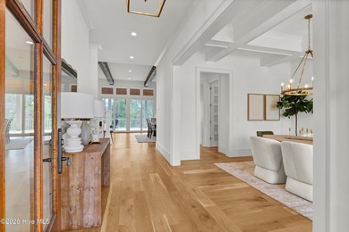 An exceptional opportunity to acquire a bespoke, custom-built - photo 10