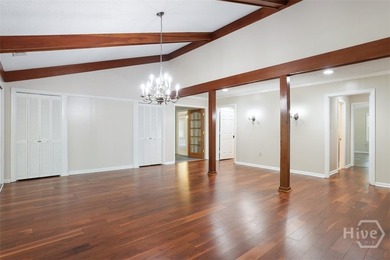 Welcome to this beautiful, spacious home in the prestigious - photo 6