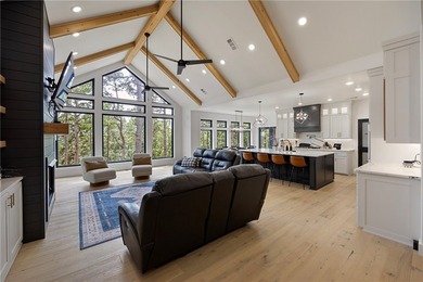 Exceptional quality, timeless design, and meticulous - photo 8