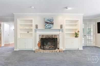 Welcome to this beautiful, spacious home in the prestigious - photo 9