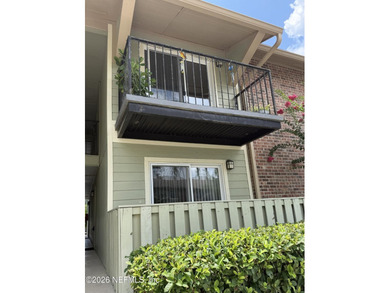 Location: Ground Floor Unit #703, 2-Bedrooms, 2 Full Bath Condo - photo 3