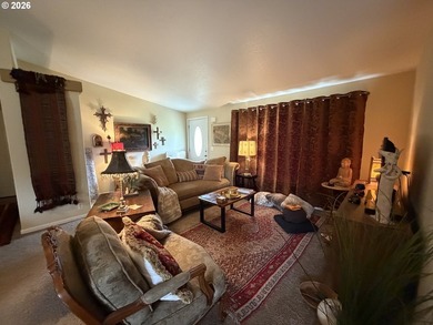 This spacious 1,620 sq ft manufactured home offers easy - photo 6