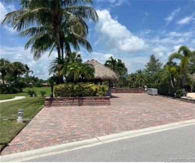 Welcome to this tropical sanctuary, where luxury and attention - photo 1