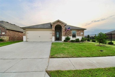 (private lake, pond, creek) Home For Sale in Royse City Texas