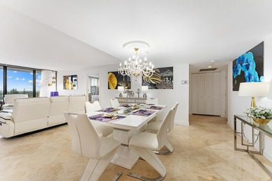 Welcome to Unit 605, a rare high-floor, south-facing - photo 9