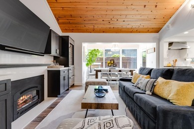 Nestled in an ideal location, 129 Santa Cruz Ave offers stunning - photo 21