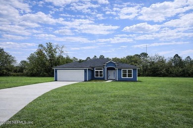 MOVE IN READY! NEW CONSTRUCTION! NO HOA! HUGE LOT ON OVER 1/2 - photo 2