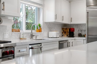 Nestled in an ideal location, 129 Santa Cruz Ave offers stunning - photo 30
