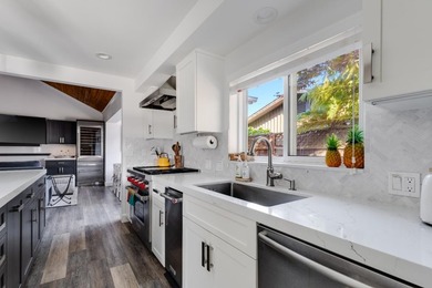 Nestled in an ideal location, 129 Santa Cruz Ave offers stunning - photo 31