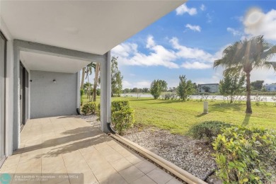  Condo For Sale in Lake Worth Florida