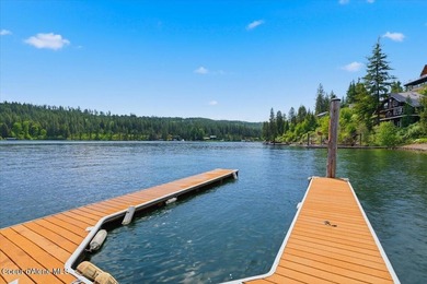 Live in an immaculate, fully furnished tiny home while building - photo 37