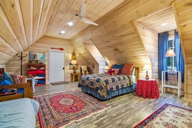 Welcome to Hemlock Pointe, a rare and exquisite estate nestled - photo 42