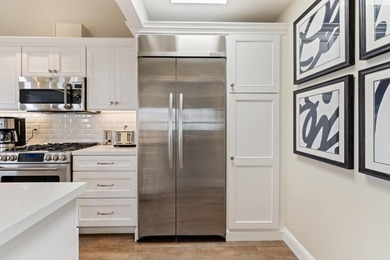 Carmel Pied-A-Terre with Sweeping Ocean Views! Indulge in - photo 9
