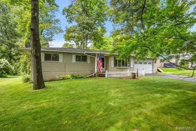 (private lake, pond, creek) Home Sale Pending in Holly Michigan