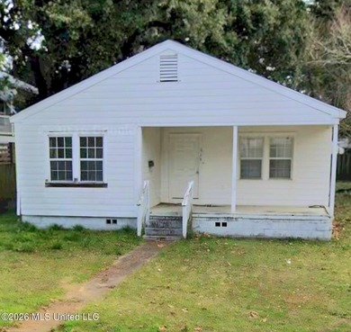 Investment Opportunity - Fixer-Upper in the Heart of Downtown - photo 1