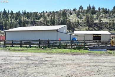 First time on market in 50 years! These ranch headquarters - photo 32
