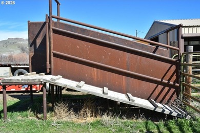 First time on market in 50 years! These ranch headquarters - photo 42