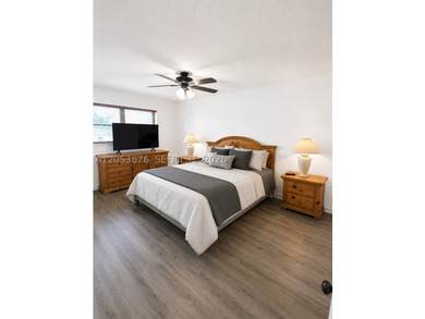 Spacious, elegantly furnished 1-bedroom, 1-bathroom condo in the - photo 3