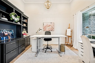Experience refined luxury living in this exquisite 4-bedroom, 3 - photo 3