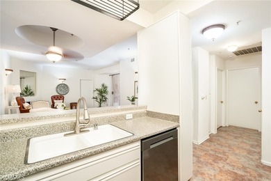 Downtown Vibe mixed with with private, peaceful secluson. 640 W - photo 5