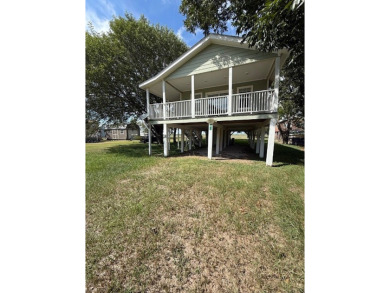 (private lake, pond, creek) Home For Sale in Palacios Texas