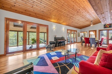 This spectacular home on 3411 Kings Cove Lane is a true hidden - photo 14