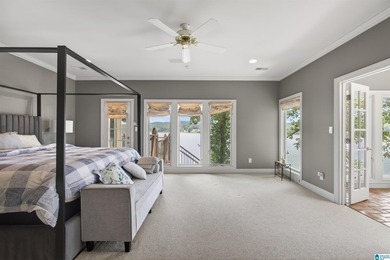 Absolutely stunning luxury waterfront home on 1.34 acres with - photo 15