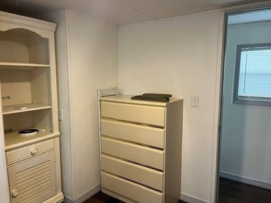 No work to be done on this home. Remodel has touched every part - photo 22