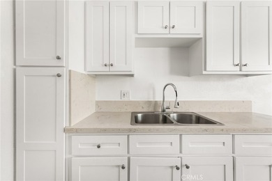 Excellent opportunity to acquire a well-maintained, fully leased - photo 30
