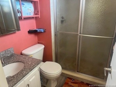 This charming 2 BR/2 Bath retreat is perfect for your seasonal - photo 10