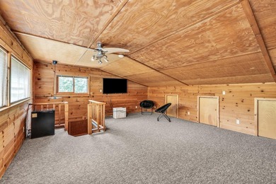 This spectacular home on 3411 Kings Cove Lane is a true hidden - photo 34