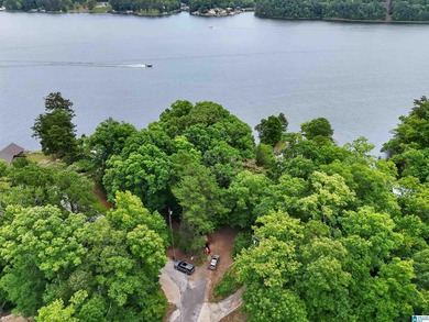 Absolutely stunning luxury waterfront home on 1.34 acres with - photo 40