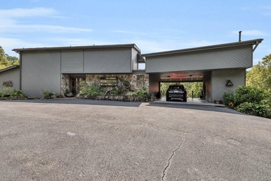 This spectacular home on 3411 Kings Cove Lane is a true hidden - photo 50