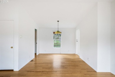 Beautifully updated 3BD/2BA home in desirable Creekside Pines! - photo 10