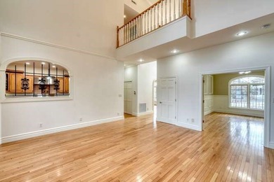Welcome to lakeside living in the highly sought-after Notla - photo 12