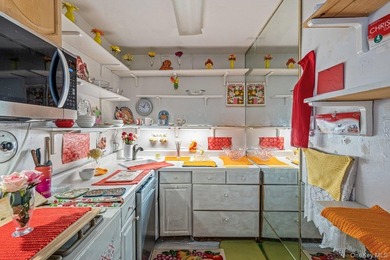 This Amazing Alcove Studio, is Nestled within the Iconic Kennedy - photo 13