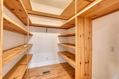 Welcome to lakeside living in the highly sought-after Notla - photo 18