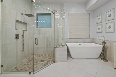 Welcome to this exceptional Toll Brothers 4-bedroom, 4 - photo 29
