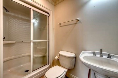 Welcome to lakeside living in the highly sought-after Notla - photo 32